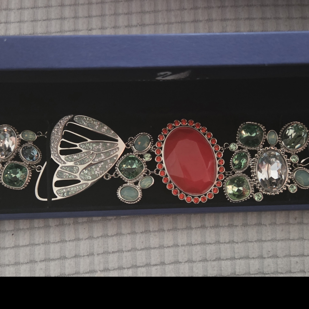 Elegant Swarovski Butterfly Crystal Bracelet